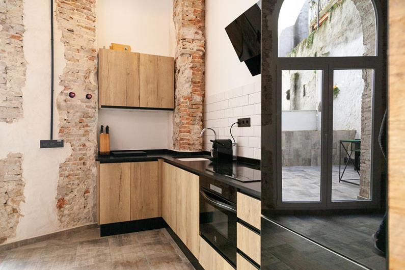 Apartamentos Bocairenthomes, En Pleno Centro De Bocairent, Con Pequena Piscina Y Parking Privado Kültér fotó