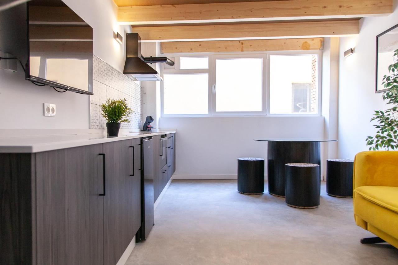 Apartamentos Bocairenthomes, En Pleno Centro De Bocairent, Con Pequena Piscina Y Parking Privado Kültér fotó