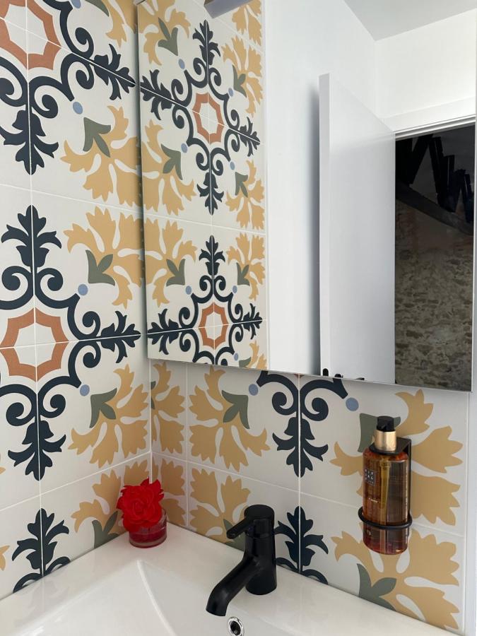 Apartamentos Bocairenthomes, En Pleno Centro De Bocairent, Con Pequena Piscina Y Parking Privado Kültér fotó